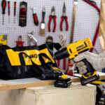 Furadeira e Parafusadeira de Impacto 3/8" 12V DCD710D2-BR 127V (110V) Dewalt - Imagem 7